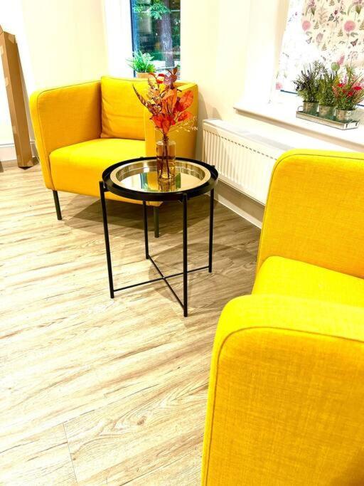 Brand New Apt - Beach Breeze Spacious 1-Bedroom Apartment With Parking - Sleeps 4 Ppl- Internet Bournemouth Luaran gambar