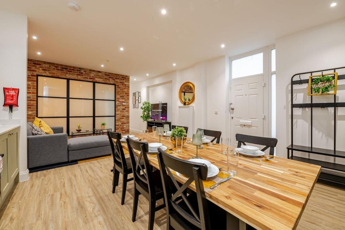 Brand New Apt - Beach Breeze Spacious 1-Bedroom Apartment With Parking - Sleeps 4 Ppl- Internet Bournemouth Luaran gambar