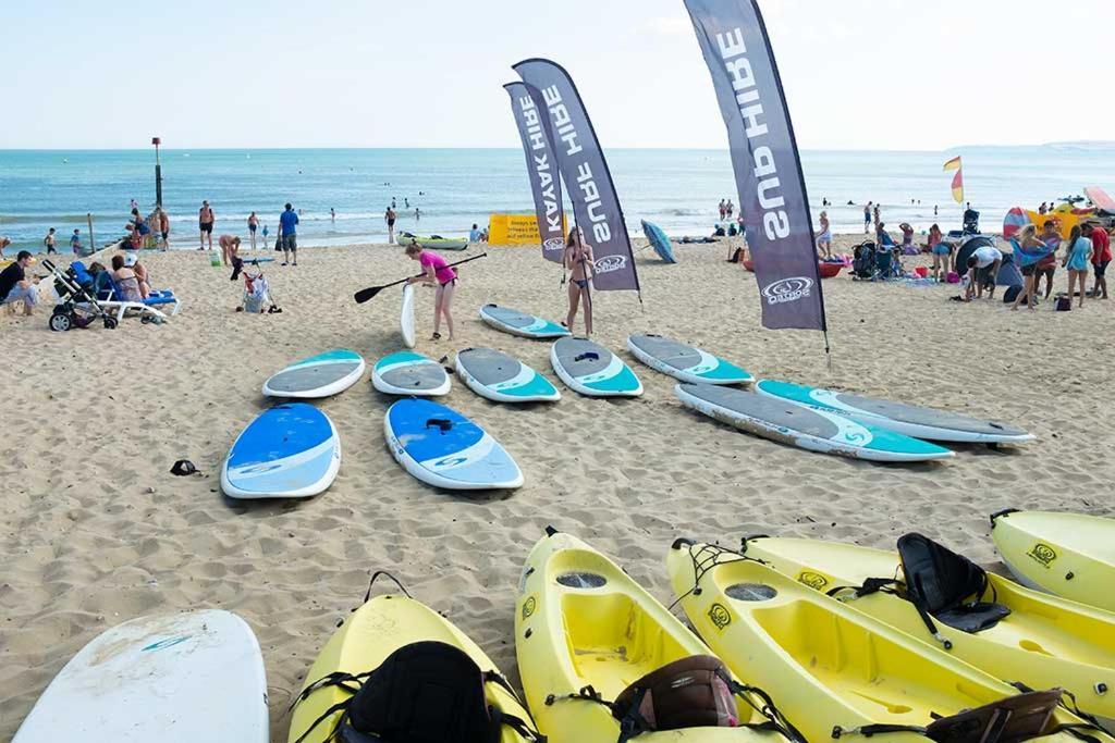 Brand New Apt - Beach Breeze Spacious 1-Bedroom Apartment With Parking - Sleeps 4 Ppl- Internet Bournemouth Luaran gambar